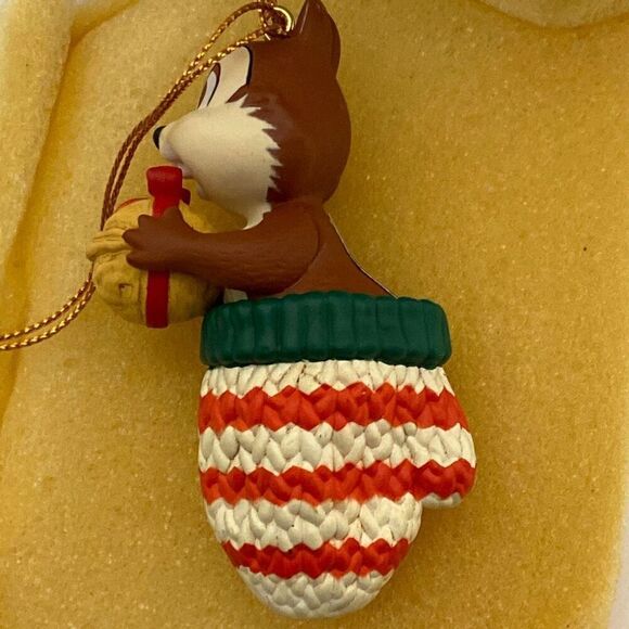 Disney Christmas Magic CHIP With Acorn Christmas Ornament By Grolier Vintage - Picture 5 of 6